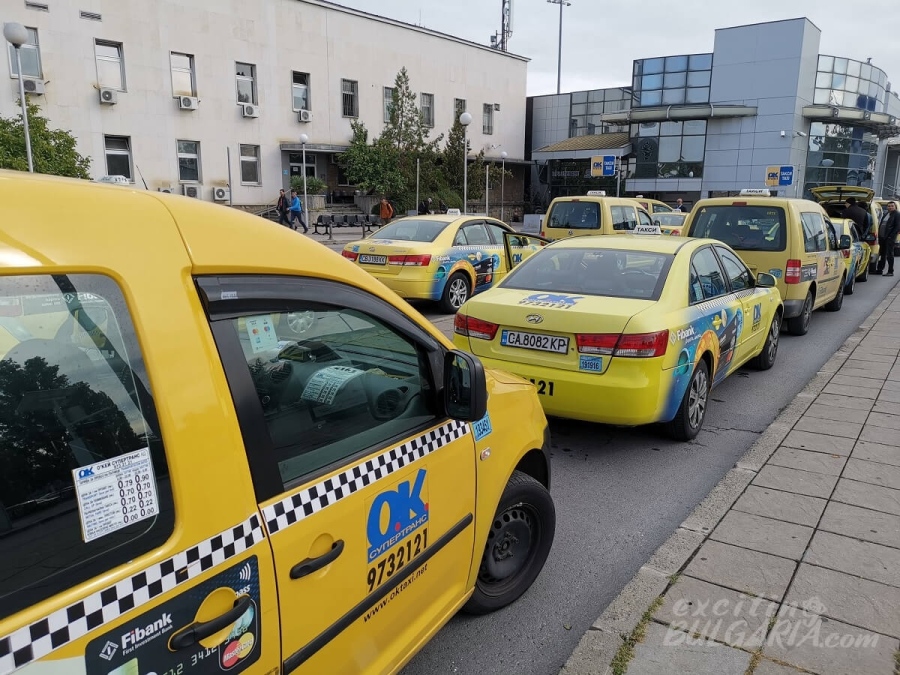 Такситата в София поскъпват от 1 януари